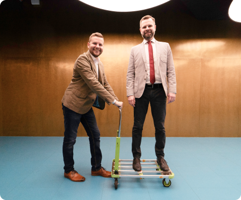 Напишите нам